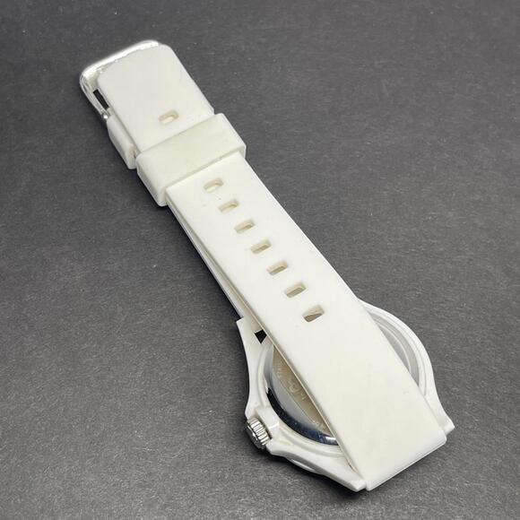 Skechers White Watch & Band Unisex 40mm SR6080W Water Resistant New Battery - Picture 6 of 8